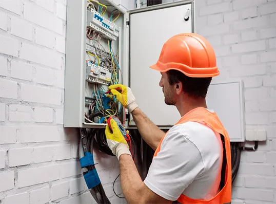 Eletricista na Vila Clarice em Santo André